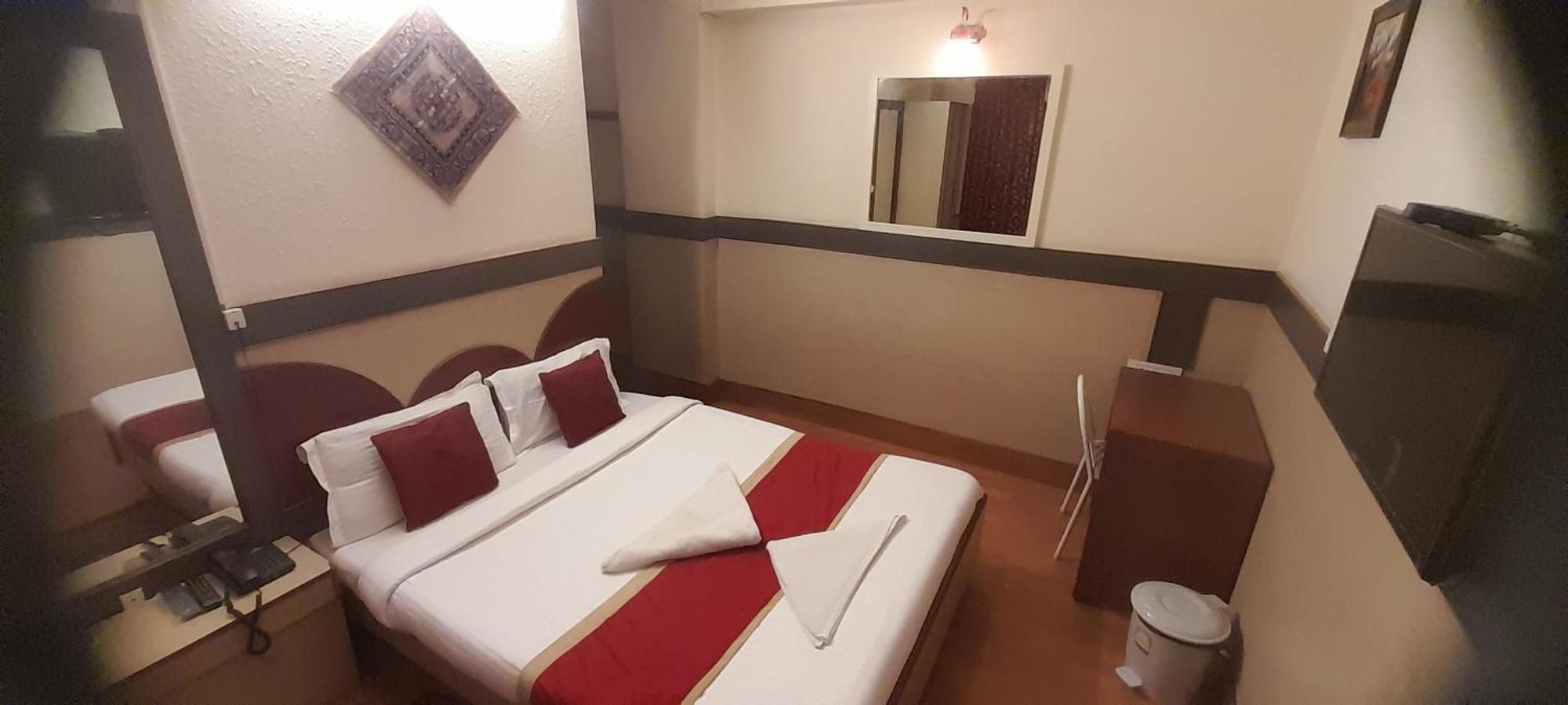 Hotel Lalbagh Gardenia Bangalore Buitenkant foto